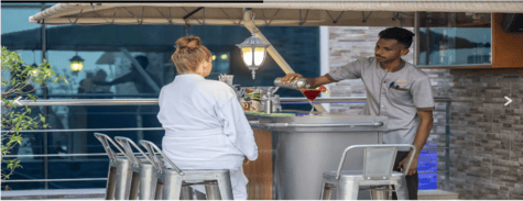 Grandeur Hotel Pool Bar